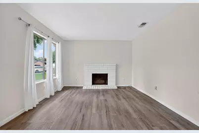 2524 Pemberton Ct, Stockton, CA 95210 - Photo 5