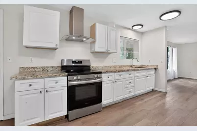 2524 Pemberton Ct, Stockton, CA 95210 - Photo 3