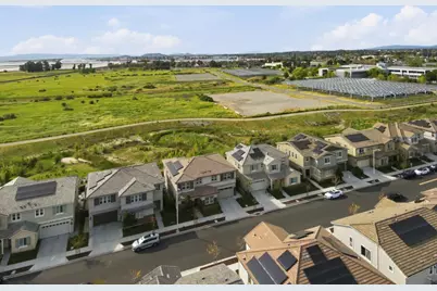 39442 N Darner Dr, Newark, CA 94560 - Photo 77