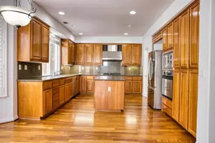 1030 Eastlake Cir, Tracy, CA 95304 - Photo 11