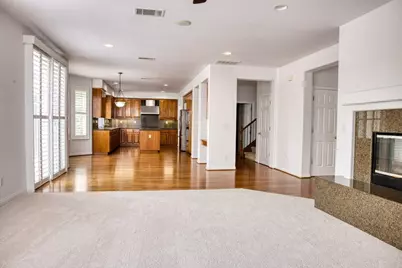 1030 Eastlake Cir, Tracy, CA 95304 - Photo 9