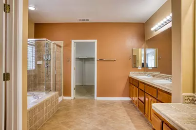 1030 Eastlake Cir, Tracy, CA 95304 - Photo 21