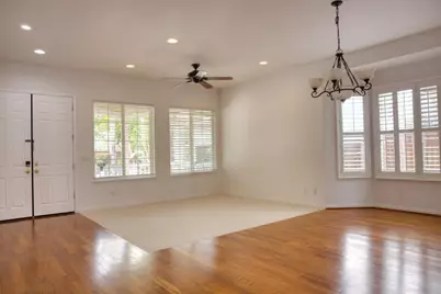 1030 Eastlake Cir, Tracy, CA 95304 - Photo 5