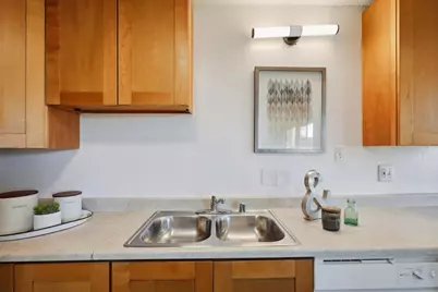 3045 Los Prados St 217, San Mateo, CA 94403 - Photo 9