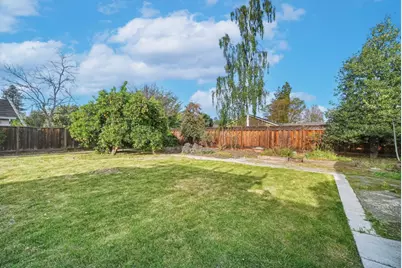90 Victor Ave, Campbell, CA 95008 - Photo 33