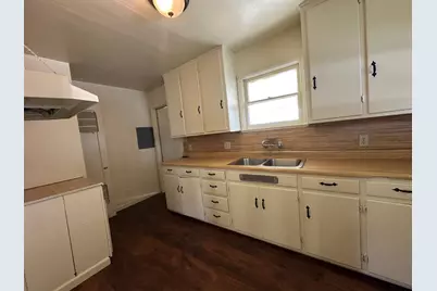 2042 E Mayfair, Fresno, CA 93703 - Photo 15