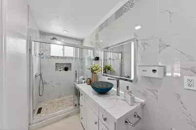 184 Sun Blossom Dr, San Jose, CA 95123 - Photo 11