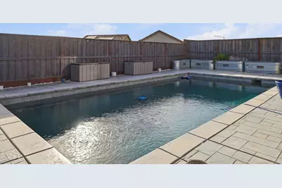 190 Tanoak St, Hollister, CA 95023 - Photo 35