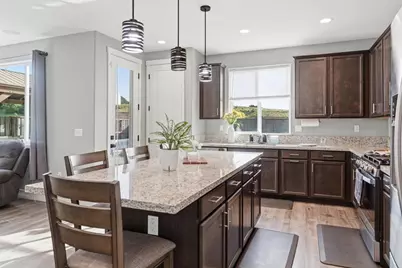 190 Tanoak St, Hollister, CA 95023 - Photo 9