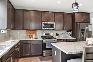 190 Tanoak St, Hollister, CA 95023 - Photo 11