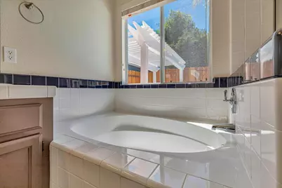 2161 Teakwood Ct, Hollister, CA 95023 - Photo 17