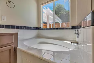 2161 Teakwood Ct, Hollister, CA 95023 - Photo 17