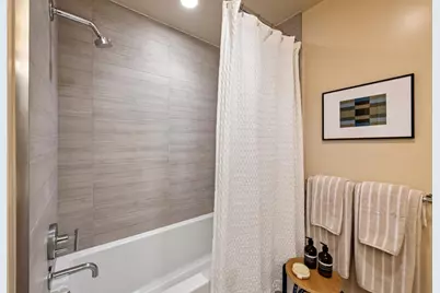 188 W Saint James St 10804, San Jose, CA 95110 - Photo 29