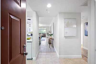 212 Crescent Ct, Brisbane, CA 94005 - Photo 3