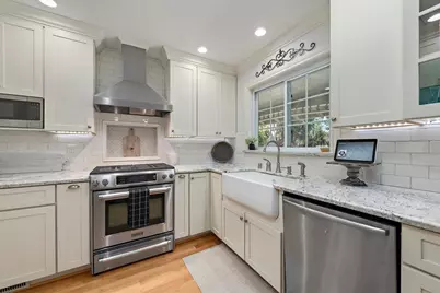 1722 Sweetbriar Dr, San Jose, CA 95125 - Photo 5