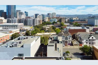 275 9th St 3, Oakland, CA 94607 - Photo 35