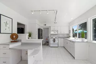 6349 Sponson Ln, San Jose, CA 95123 - Photo 11