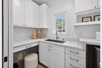 815 Crystal Springs Rd, Hillsborough, CA 94010 - Photo 51