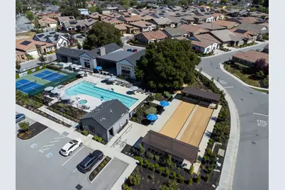 1181 McClellan St, Hollister, CA 95023 - Photo 43