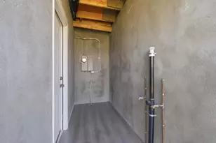 333 W 4th St, Stockton, CA 95206 - Photo 31