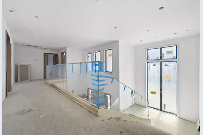 18 Bel Aire Ln, San Mateo, CA 94402 - Photo 13