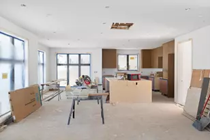 18 Bel Aire Ln, San Mateo, CA 94402 - Photo 7