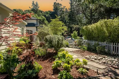 15 &amp;15 1/2 Stacia St, Los Gatos, CA 95030 - Photo 5