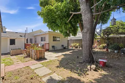 17468 Via Primero, San Lorenzo, CA 94580 - Photo 27