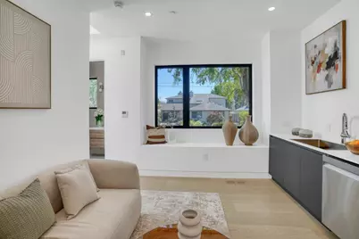 957 Clara Dr, Palo Alto, CA 94303 - Photo 25