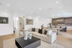 957 Clara Dr, Palo Alto, CA 94303 - Photo 11