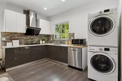 13090 Heath St, Saratoga, CA 95070 - Photo 39