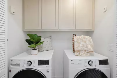 210 Morgan Ln, Menlo Park, CA 94025 - Photo 17