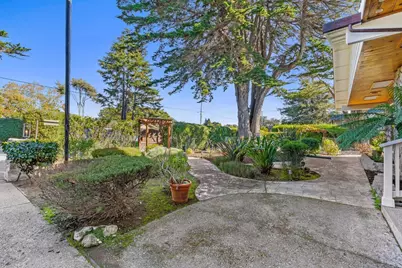 320 Cliff Dr, Aptos, CA 95003 - Photo 53