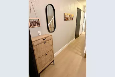 421 Sierra Vista Ave 7, Mountain View, CA 94043 - Photo 1