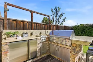 2949-2951 Driftwood Dr, San Jose, CA 95128 - Photo 11