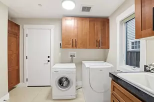 2067 Santa Cruz Ave, Menlo Park, CA 94025 - Photo 21