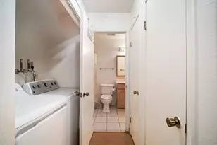 2599 Easton Ln 109, San Jose, CA 95133 - Photo 17