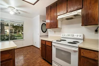 2599 Easton Ln 109, San Jose, CA 95133 - Photo 11