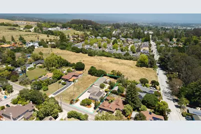 1028 Western Dr, Santa Cruz, CA 95060 - Photo 49