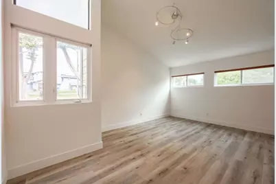 1161 Tamarind St, Montara, CA 94037 - Photo 11