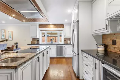 1529 Cameo Dr, San Jose, CA 95129 - Photo 13