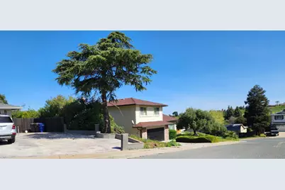 100 Yellowood Pl, Pittsburg, CA 94565 - Photo 3