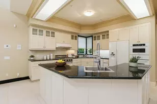 2060 Bunker Hill Dr, San Mateo, CA 94402 - Photo 11