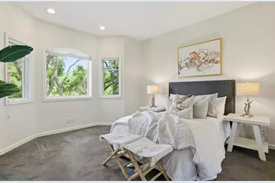 2060 Bunker Hill Dr, San Mateo, CA 94402 - Photo 29