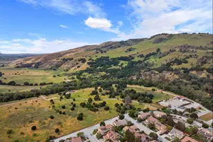 19135 Chinook Ct, Morgan Hill, CA 95037 - Photo 15