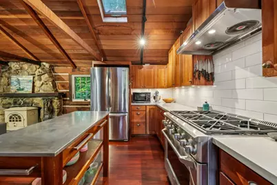 252 Blakewood Way, Redwood City, CA 94062 - Photo 15