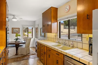 360 Central Ave, Pacific Grove, CA 93950 - Photo 17