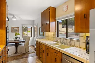 360 Central Ave, Pacific Grove, CA 93950 - Photo 17