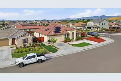 805 Klamath Way, Hollister, CA 95023 - Photo 51