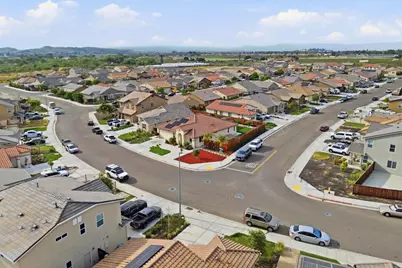 805 Klamath Way, Hollister, CA 95023 - Photo 53